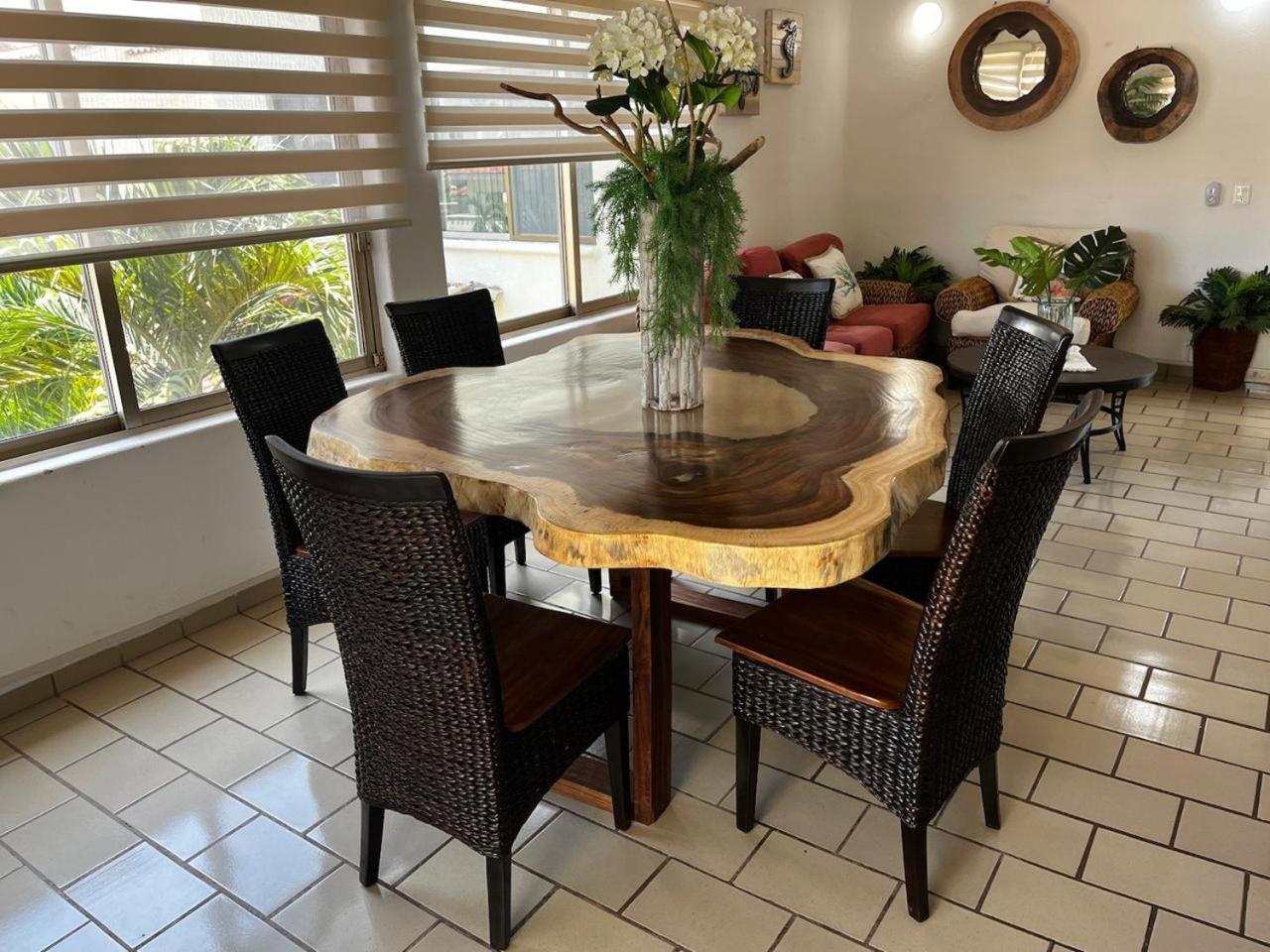 Hermoso Apartamento En Manzanillo Con Alberca Y Cancha De Tenis, Ideal Para Relajarse Y Disfrutar De Una Escapada Tranquila En El Paraiso Tropical Exterior foto